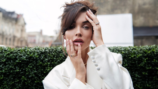 1756321 (a): :5120x2880